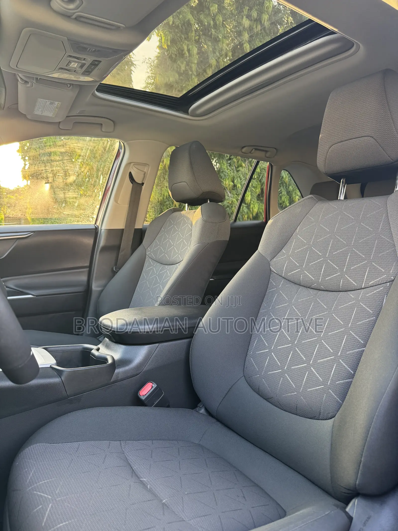 Toyota RAV4 XLE AWD 2024 Burgundy
