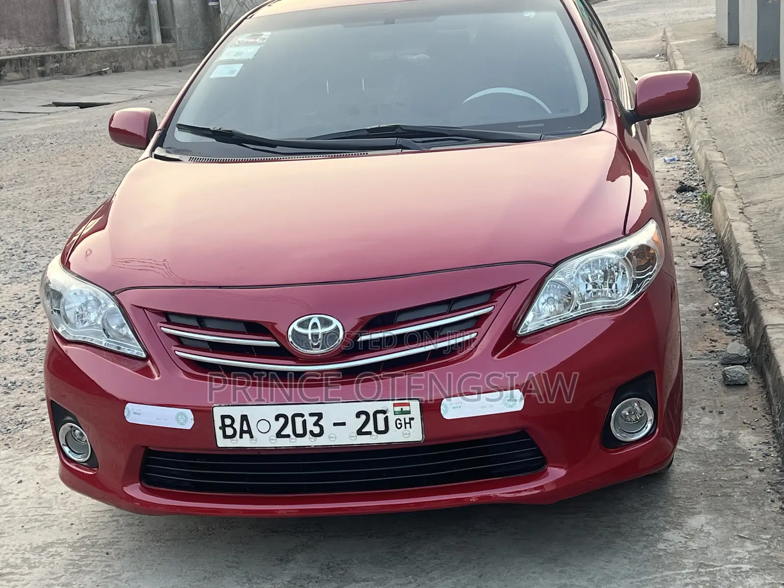Toyota Corolla LE Special Edition 4dr Sedan (1.8L 4cyl 4A) 2013 Red