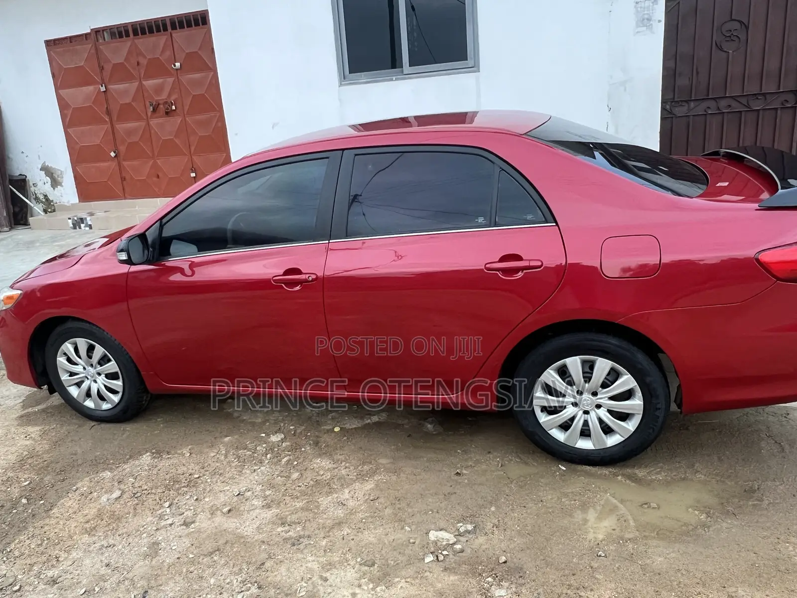 Toyota Corolla LE Special Edition 4dr Sedan (1.8L 4cyl 4A) 2013 Red