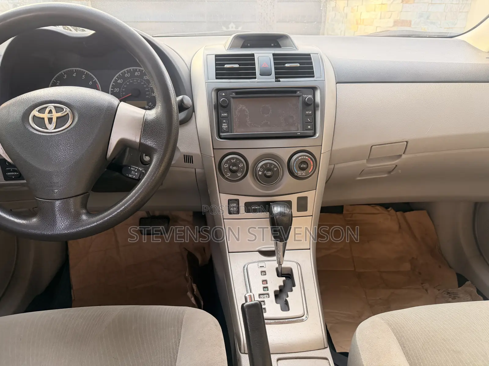 Toyota Corolla L 4-Speed Automatic 2013 Blue