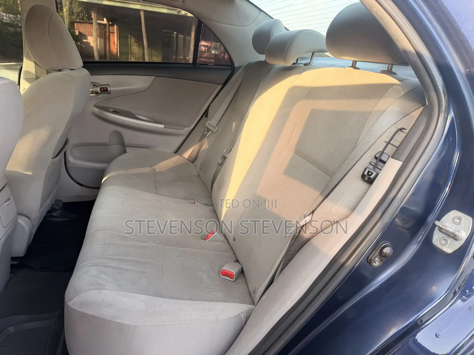 Toyota Corolla L 4-Speed Automatic 2013 Blue