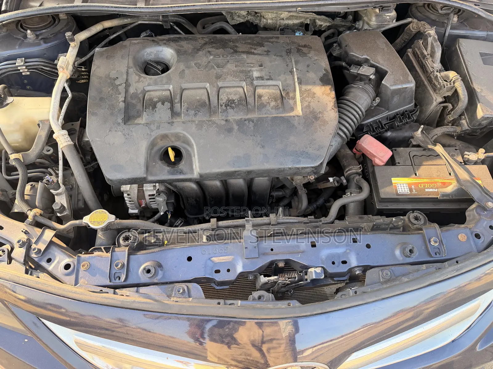 Toyota Corolla L 4-Speed Automatic 2013 Blue