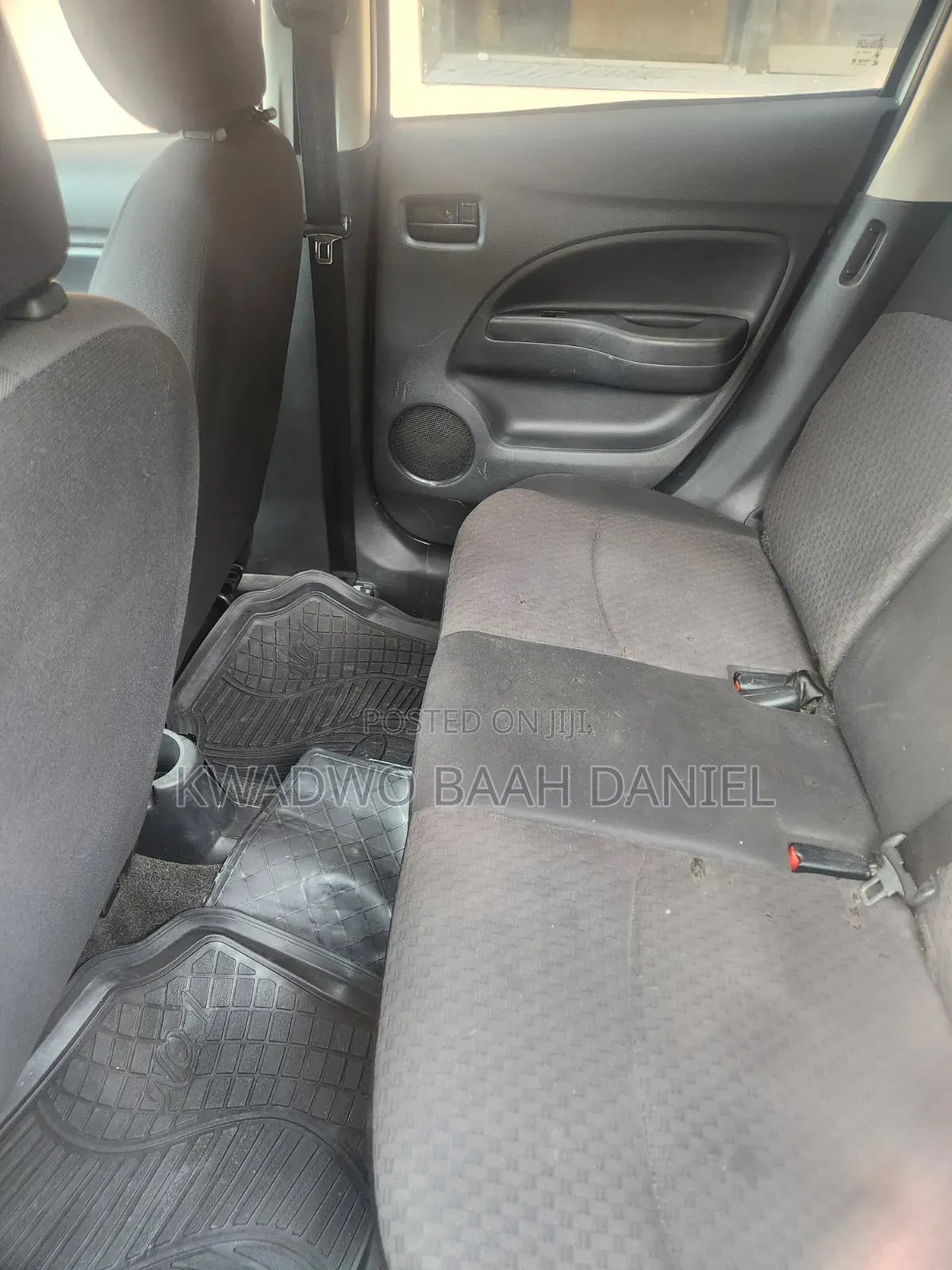 Mitsubishi Mirage ES 2017 Pearl