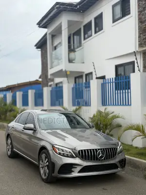 Mercedes-Benz C300 2020 Silver