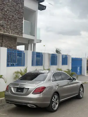 Mercedes-Benz C300 2020 Silver