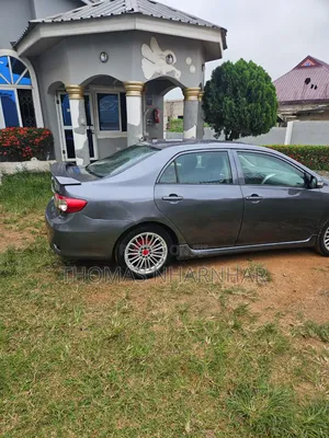 Toyota Corolla 2012 Gray