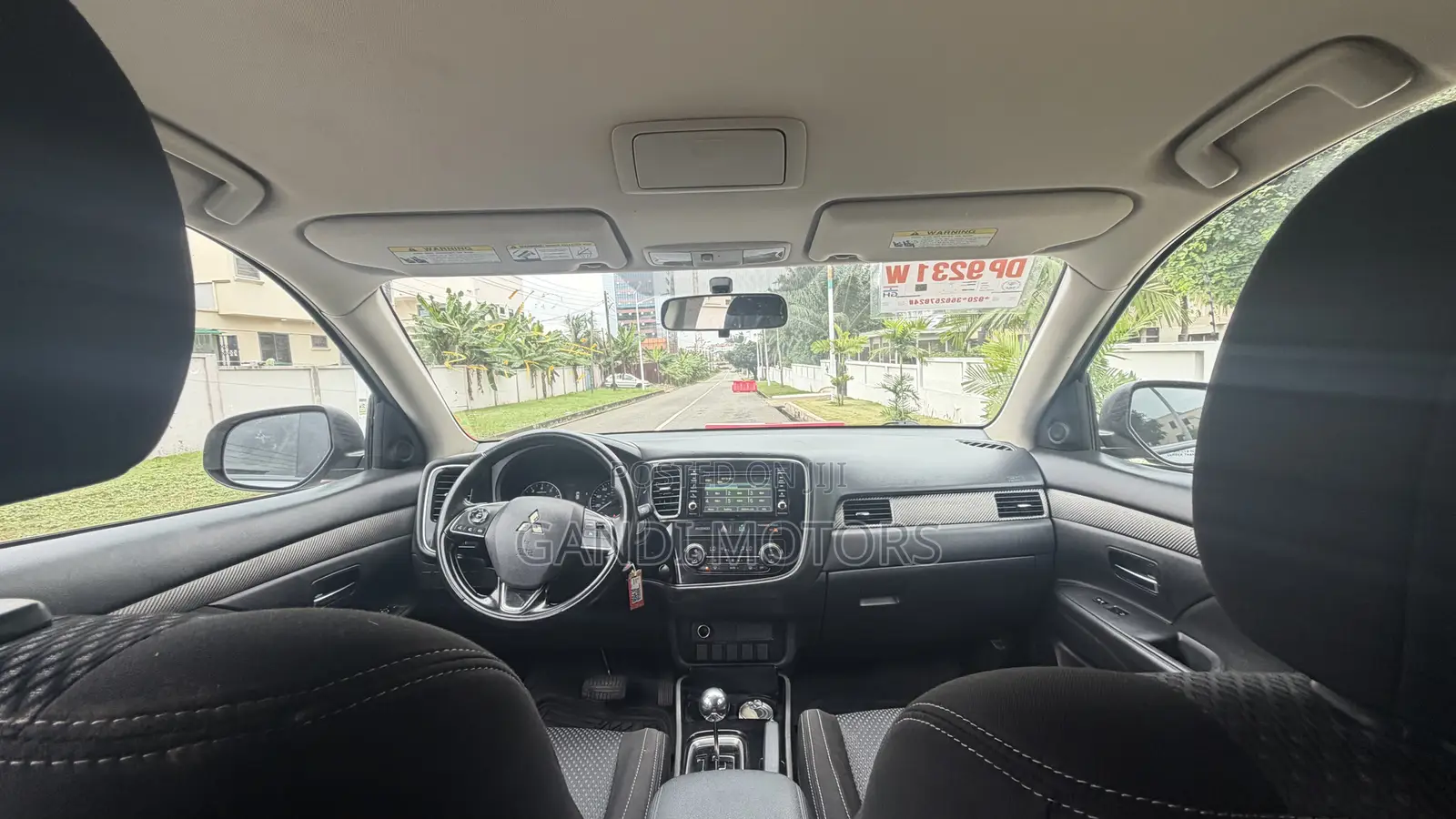 Mitsubishi Outlander ES FWD 2017 Gray