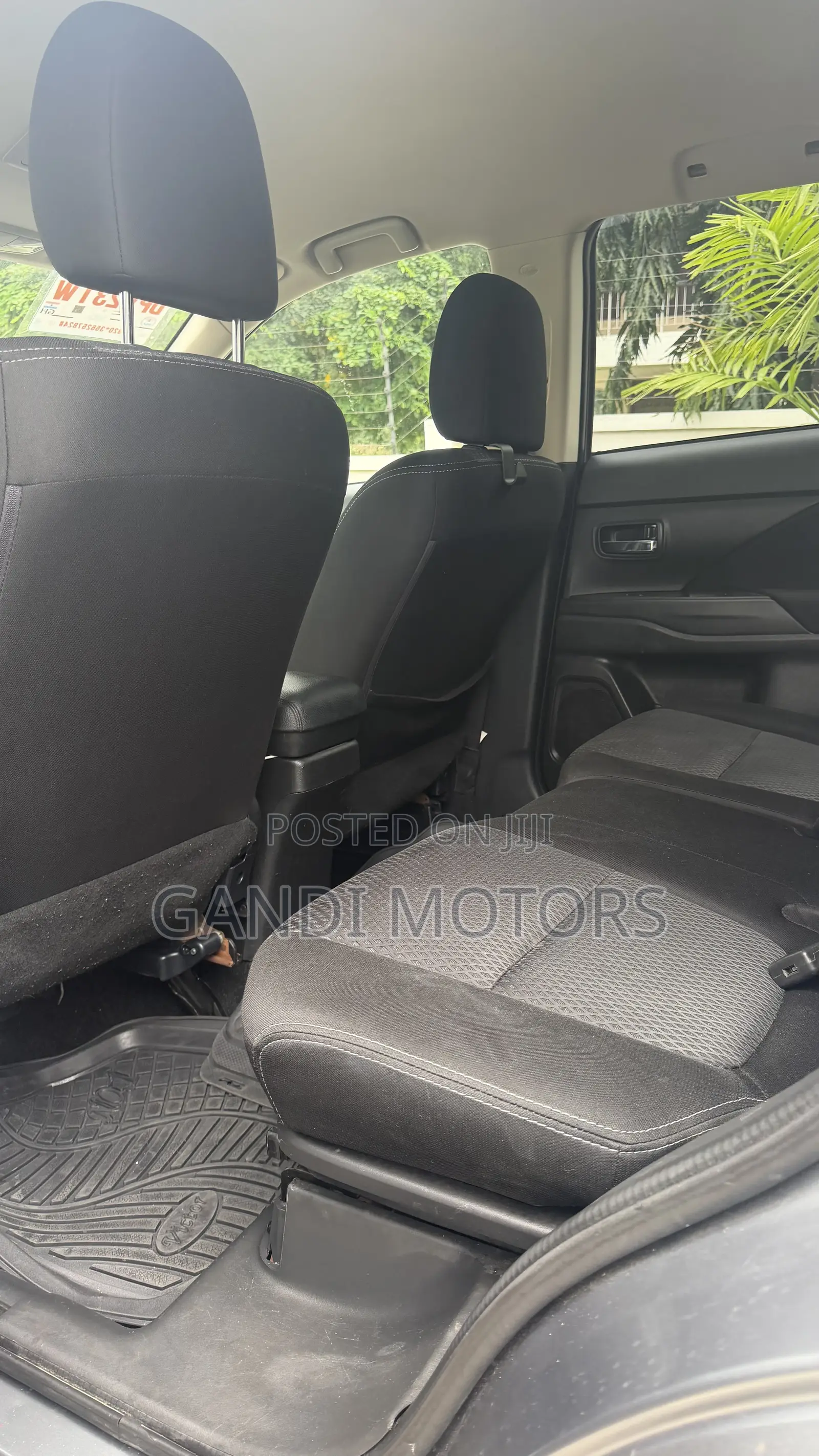 Mitsubishi Outlander ES FWD 2017 Gray