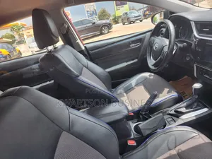 Toyota Corolla SE 4dr Sedan (1.8L 4cyl CVT) 2017 Red