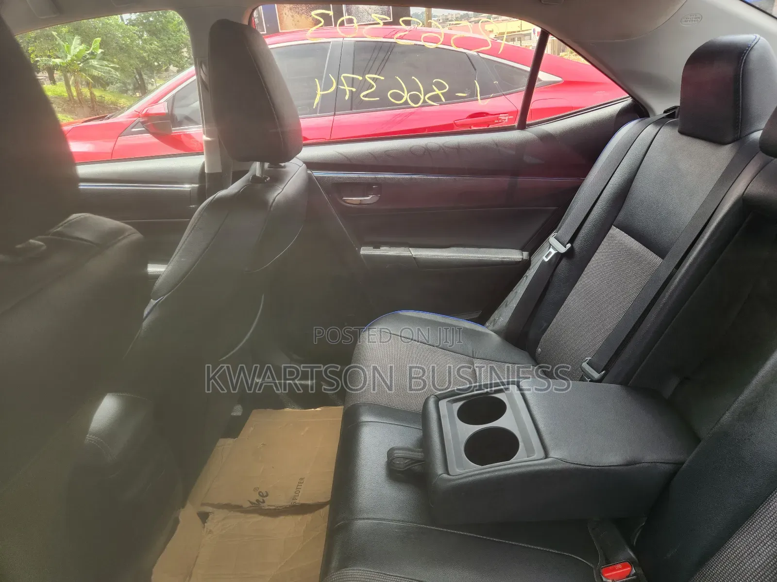 Toyota Corolla SE 4dr Sedan (1.8L 4cyl CVT) 2017 Red