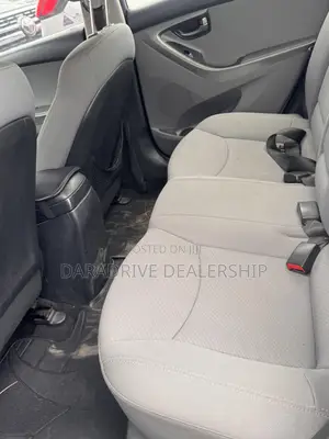 Hyundai Elantra GLS Sedan FWD (1.8L 4cyl 6A) 2013 Gray