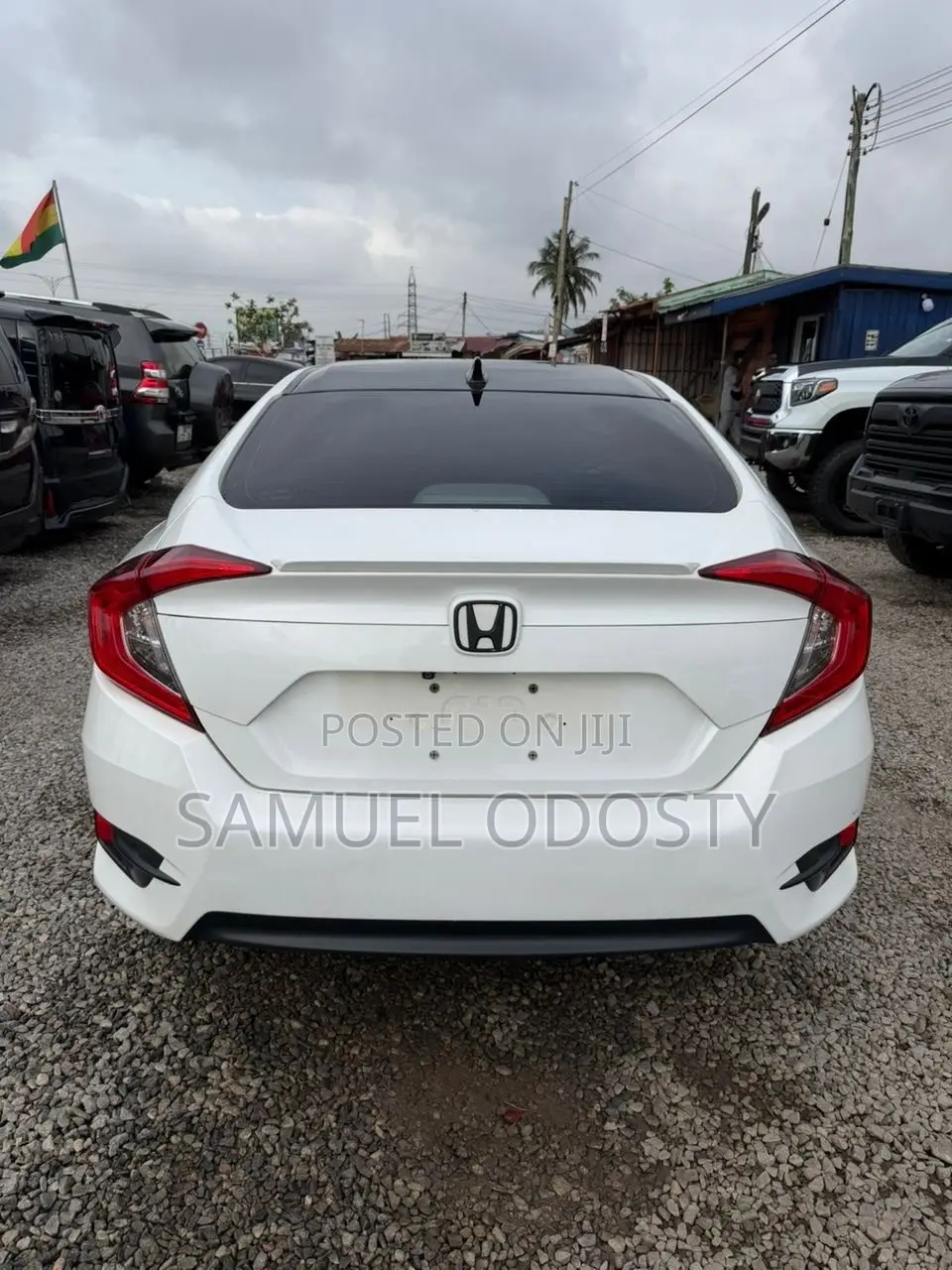 Honda Civic Touring 4dr Sedan (1.5L 4cyl) 2016 White