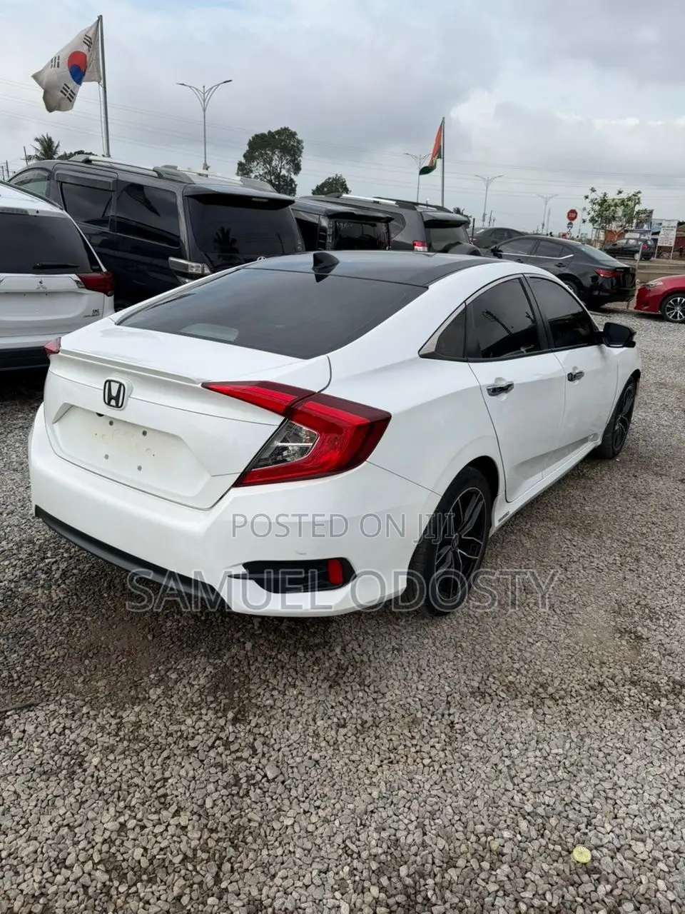 Honda Civic Touring 4dr Sedan (1.5L 4cyl) 2016 White