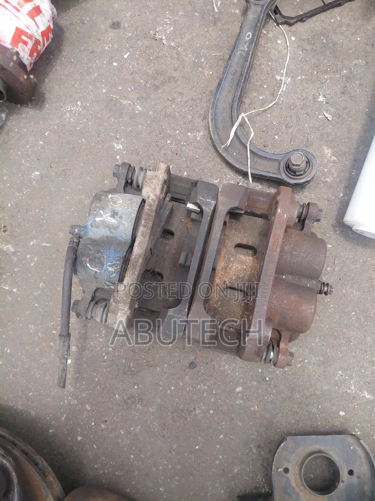 Front Brake Caliper Nissan Armada, Titan, Infiniti Qx56