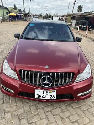 Mercedes-Benz C300 2012 Red
