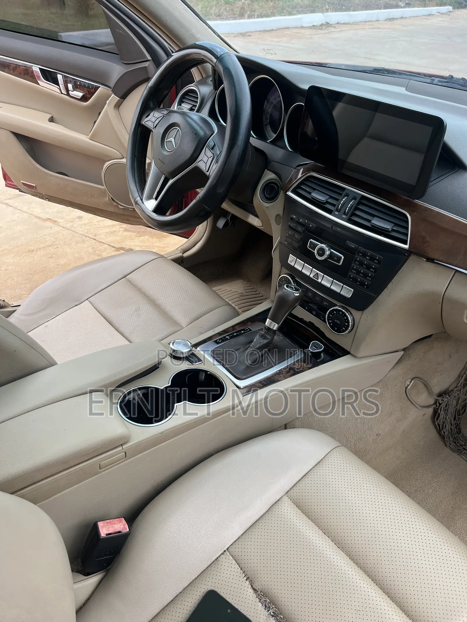 Mercedes-Benz C300 2012 Red