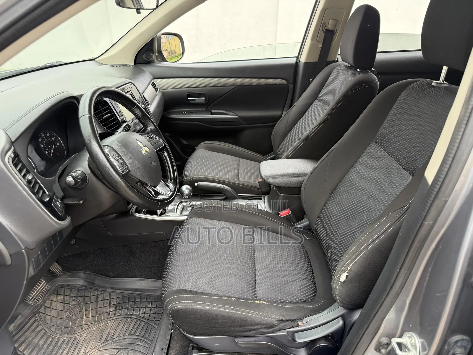 Mitsubishi Outlander ES AWC 2017 Silver