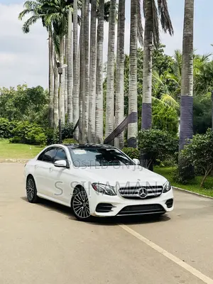 Mercedes-Benz E300 2019 White