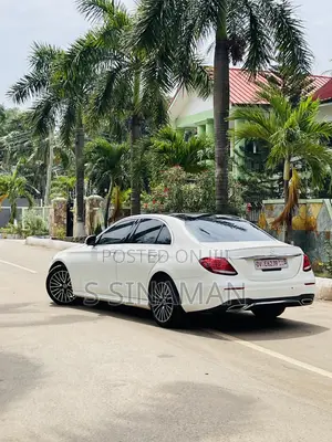 Mercedes-Benz E300 2019 White