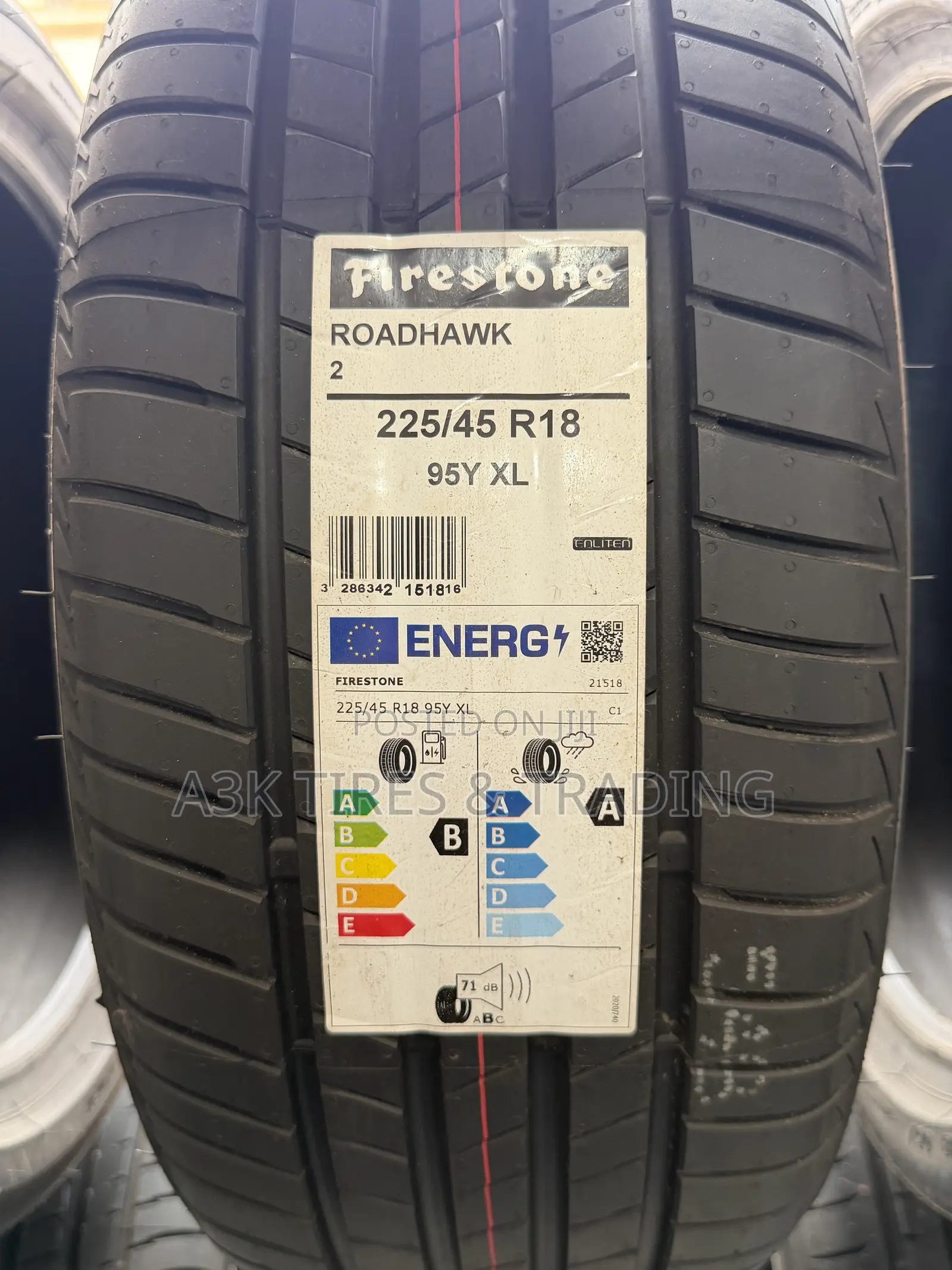 225 45R18 Firstone