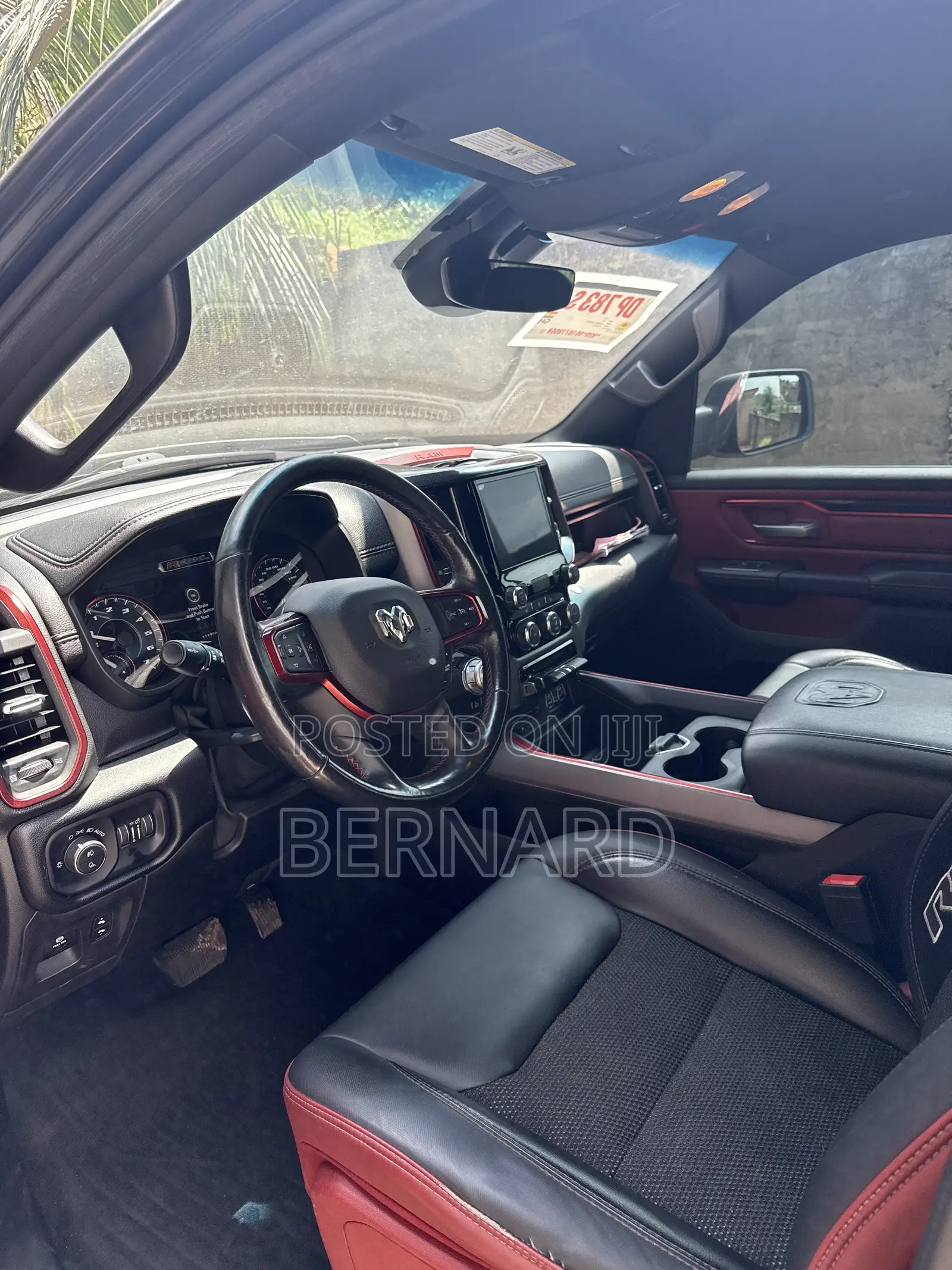 RAM 1500 2019 Gray