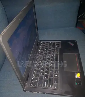 Laptop Lenovo 4GB Intel Celeron HDD+SSD 128GB