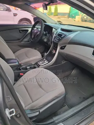 Hyundai Elantra GLS Sedan FWD (1.8L 4cyl 6A) 2013 Gray