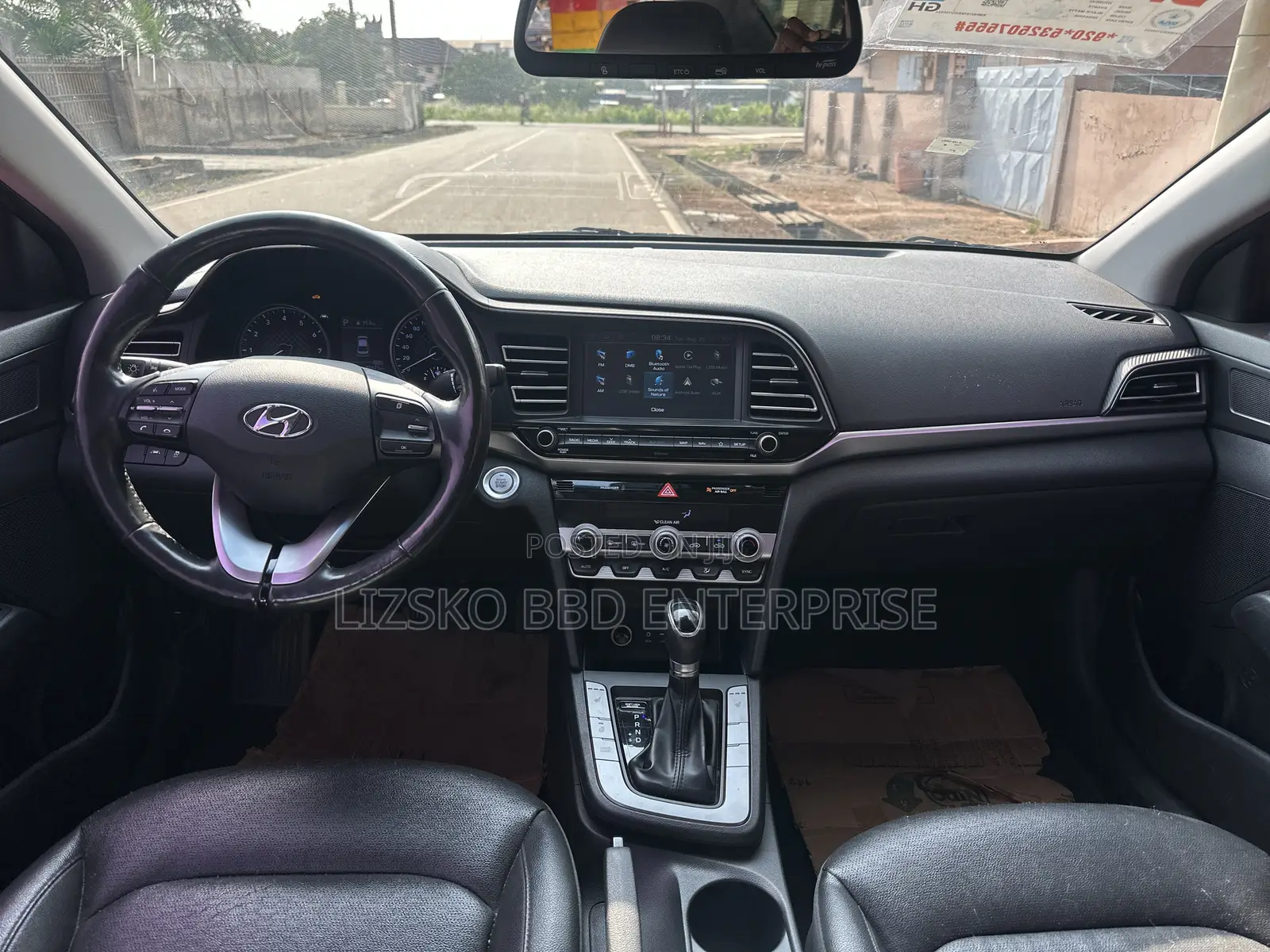 Hyundai Elantra 2019 White