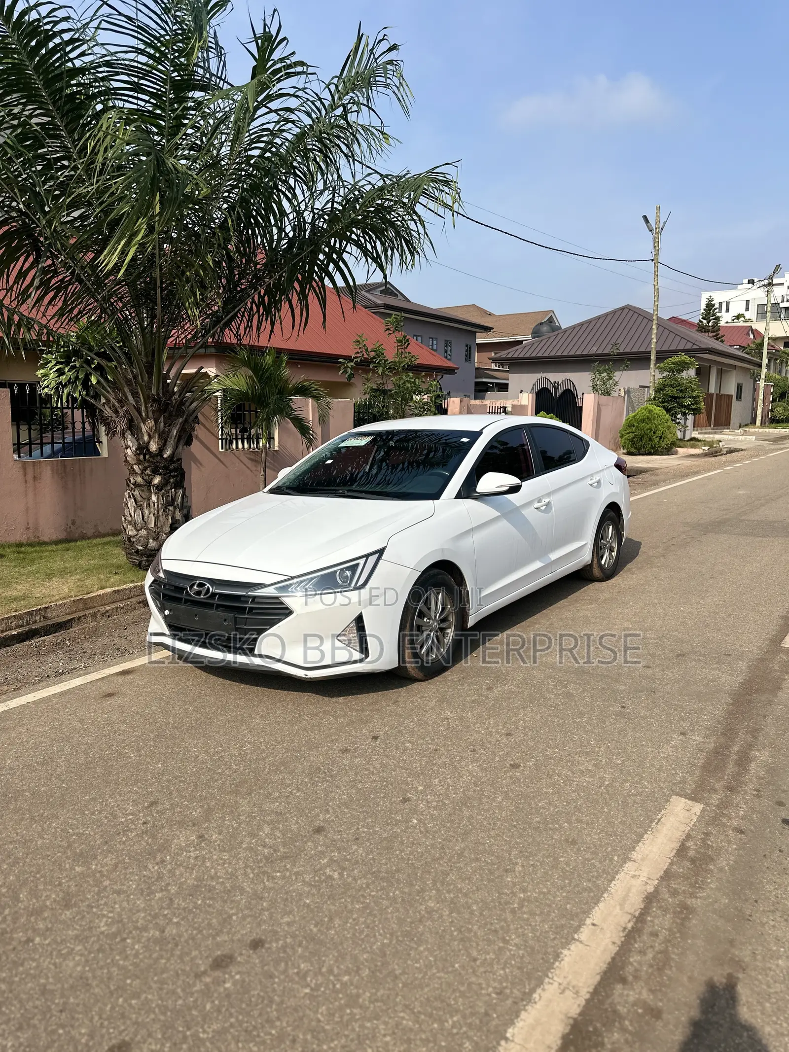 Hyundai Elantra 2019 White