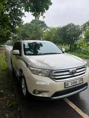 Toyota Highlander 2012 Silver