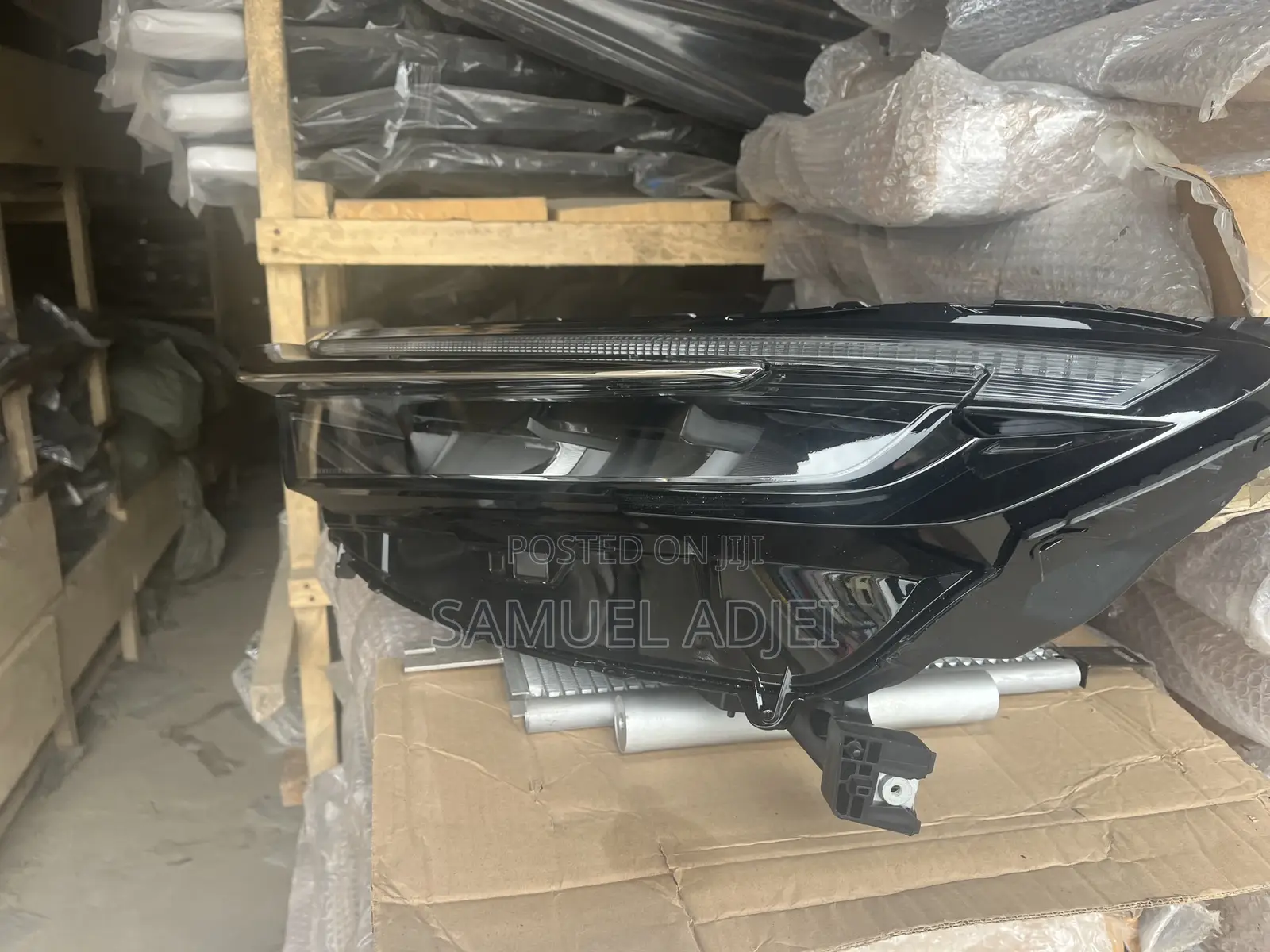 Honda CRV 2023 to 2025 Headlight LED.