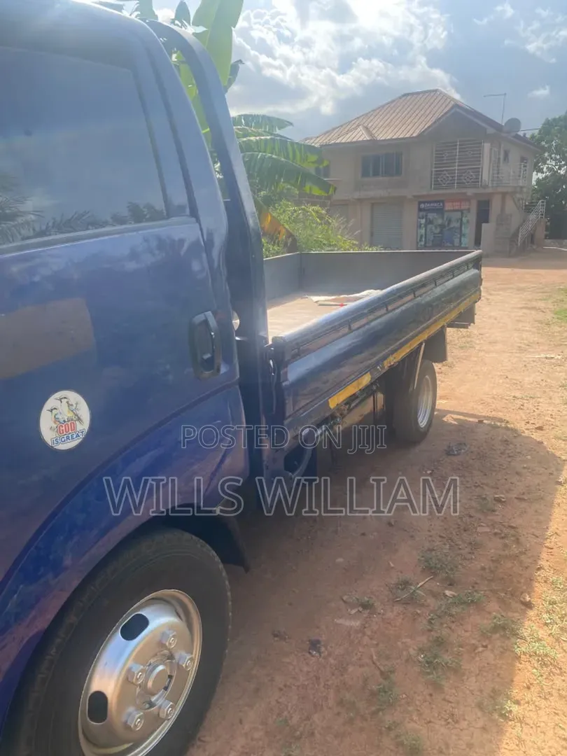 Kia Bongo 2010 Blue