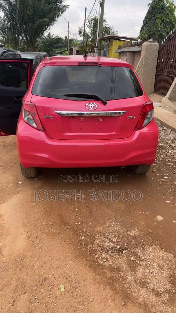 Toyota Vitz 2013 Pink