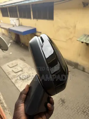 Honda Cr-v 23 Side Mirror With Light and Sensor