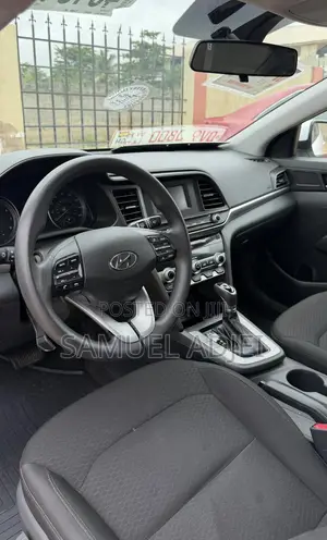 Hyundai Elantra 2020 White