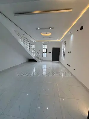 2bdrm Duplex in Oyarifa for sale