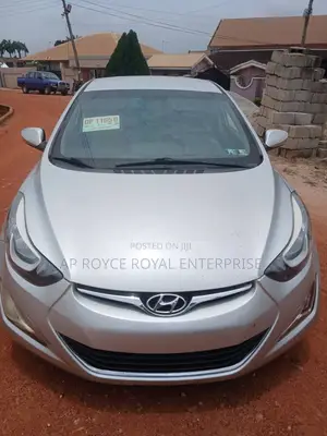 Hyundai Elantra SE Sedan FWD (1.8L 4cyl 6A) 2016 Silver