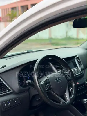 Hyundai Tucson SE AWD 2018 White