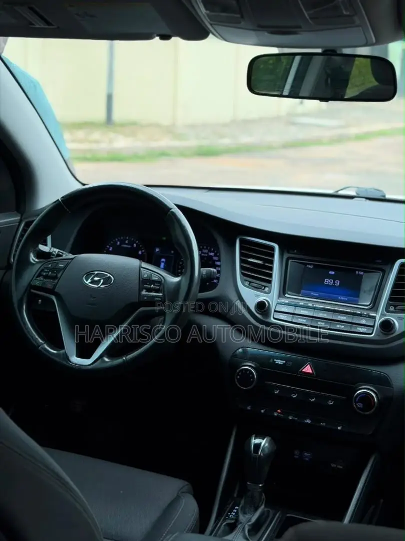 Hyundai Tucson SE AWD 2018 White
