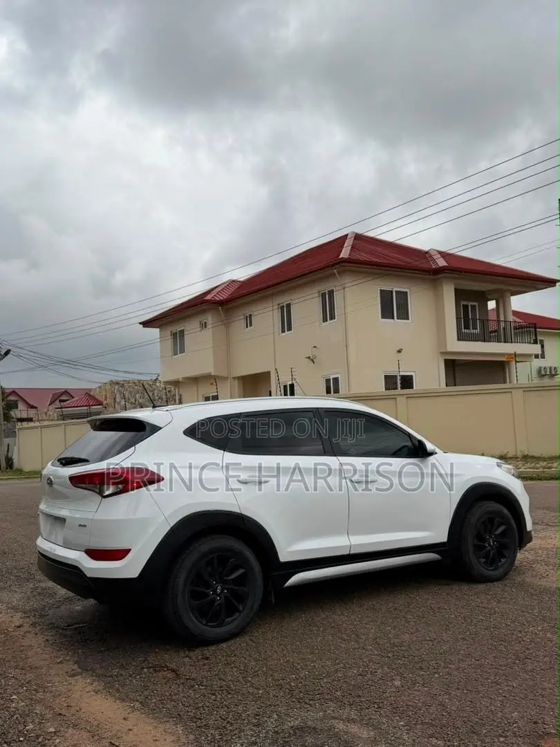 Hyundai Tucson SE AWD 2018 White