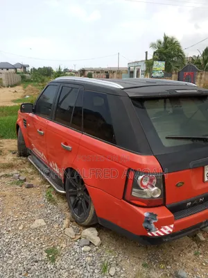Rover 200 2010 Red