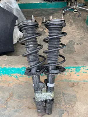 Honda CR-V 2017 - 2022 Front Shocks