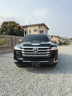 Toyota Land Cruiser 2025 Black