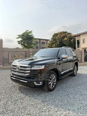 Toyota Land Cruiser 2025 Black