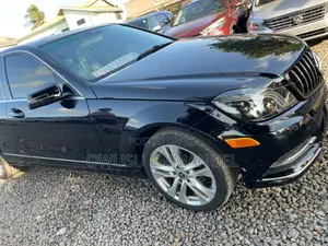 Mercedes-Benz C250 2014 Black