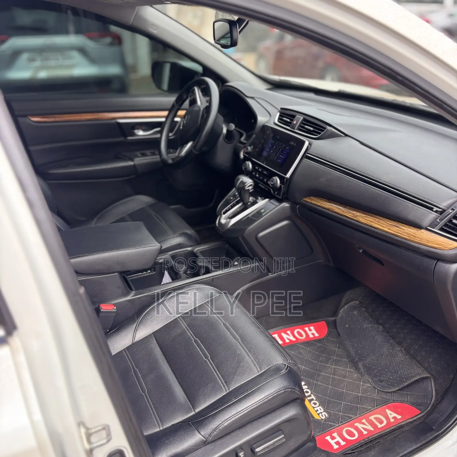 Honda CR-V Touring AWD 2018 White