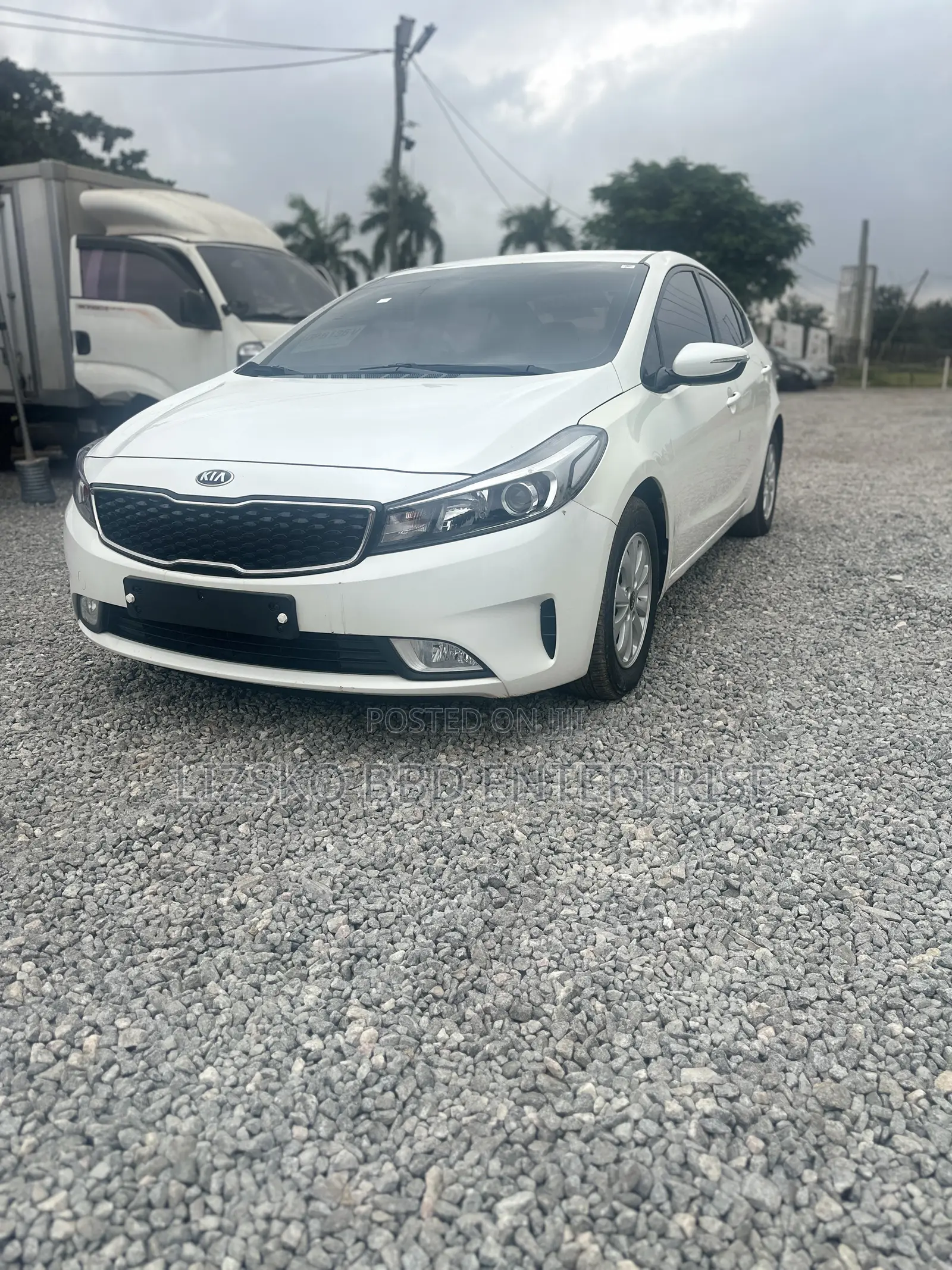 Kia Forte EX Sedan 2017 White