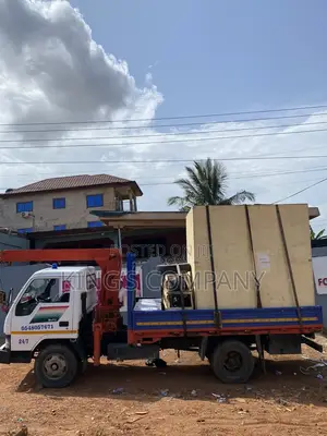 Crane Self-Loader Truck