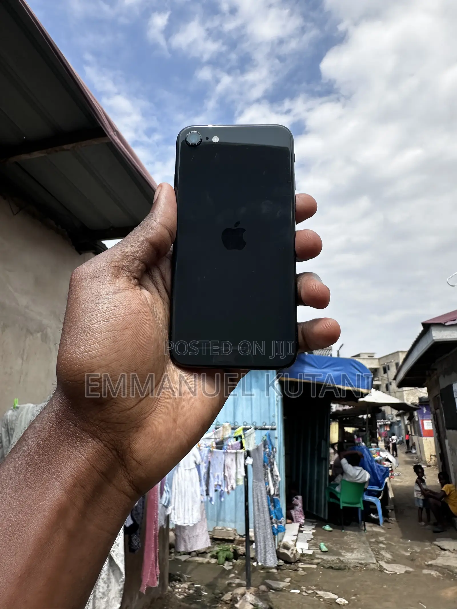 Apple iPhone SE (2020) 64 GB Black
