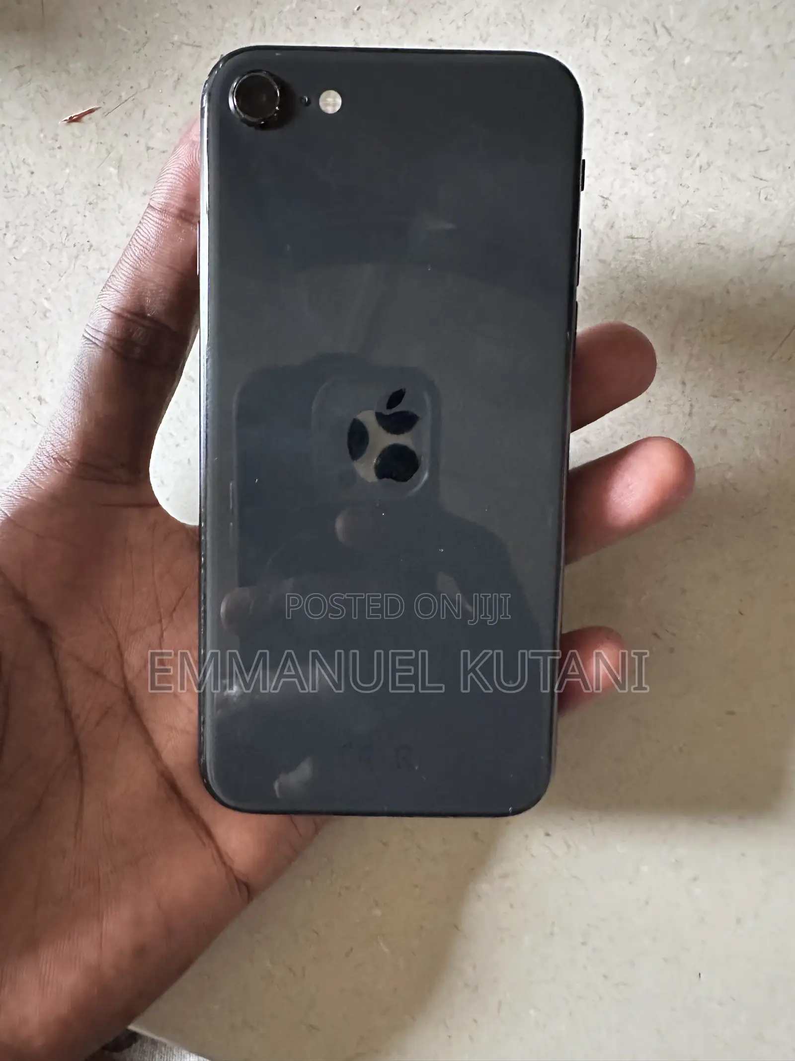 Apple iPhone SE (2020) 64 GB Black